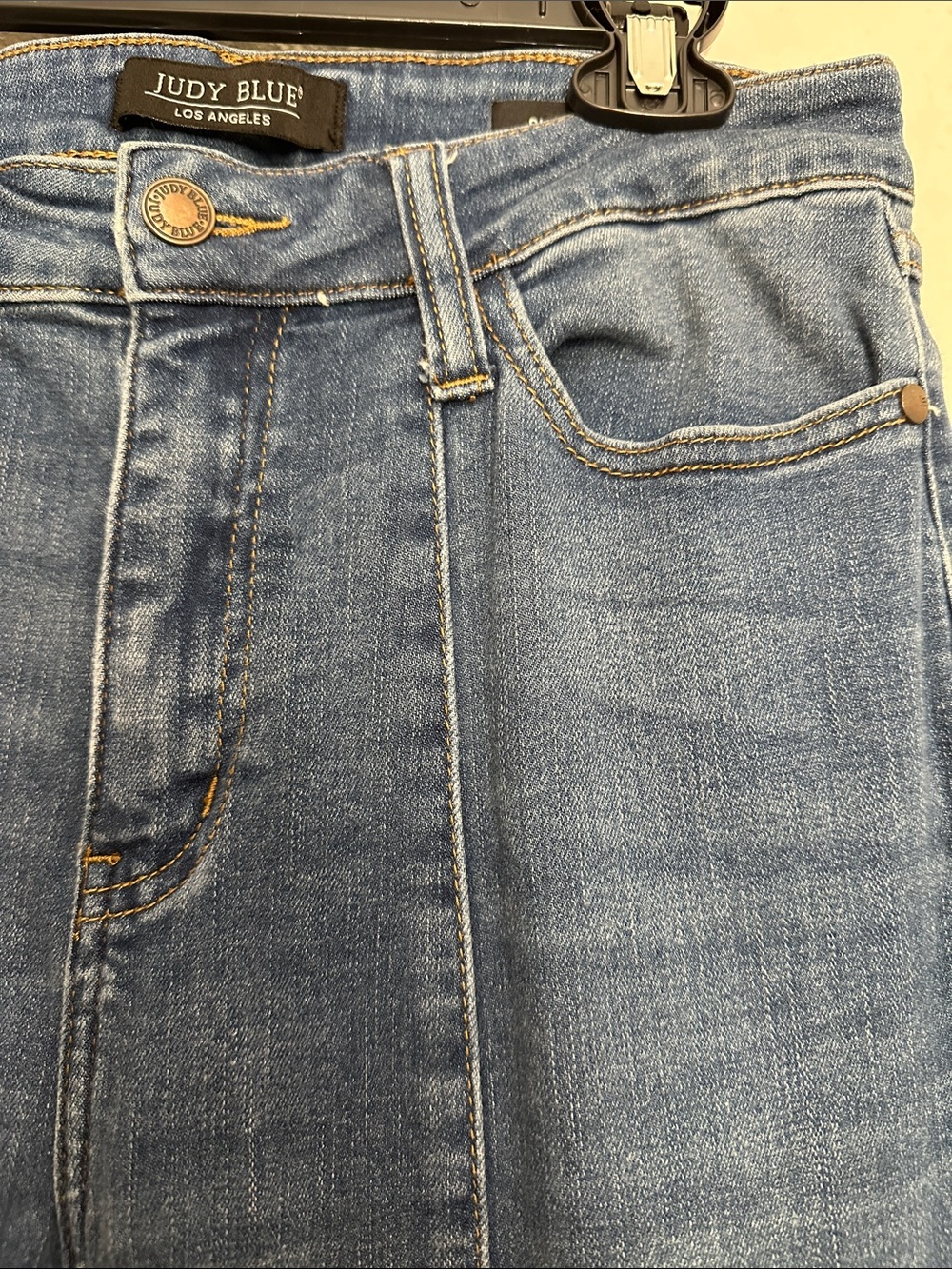 Judy Blue Medium Blue High-Rise Flare Jeans with Center Seam - Picture 3 of 8